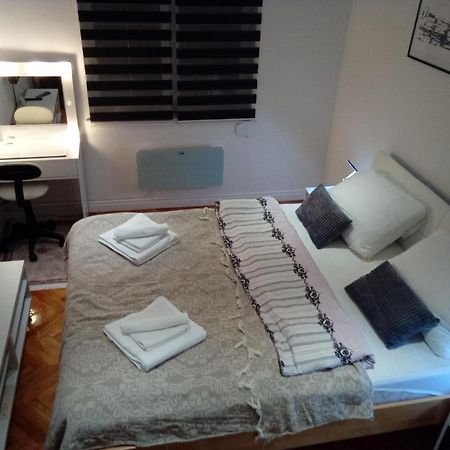 Ducic Apartment トレビニエ エクステリア 写真