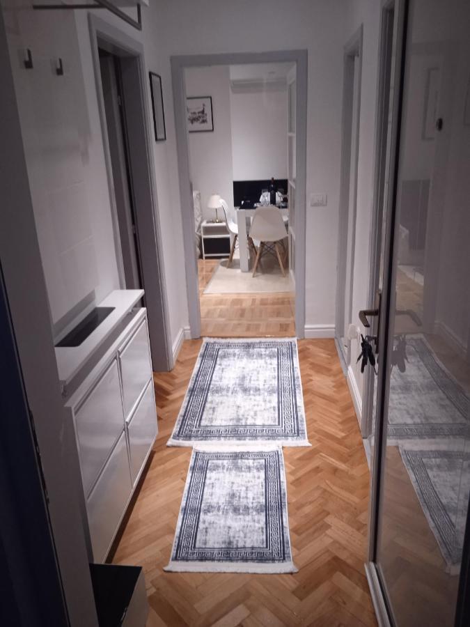 Ducic Apartment トレビニエ エクステリア 写真